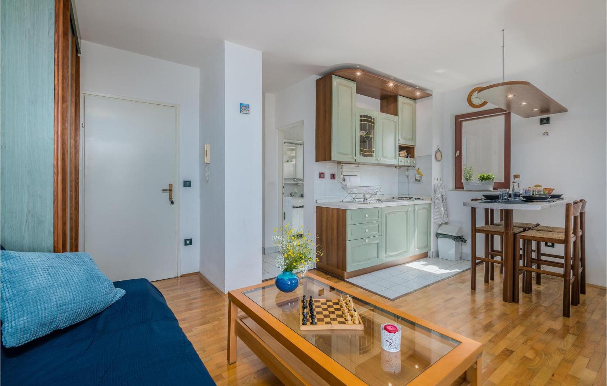 Amazing Apartment In Krk With Kitchen 크르크 외부 사진