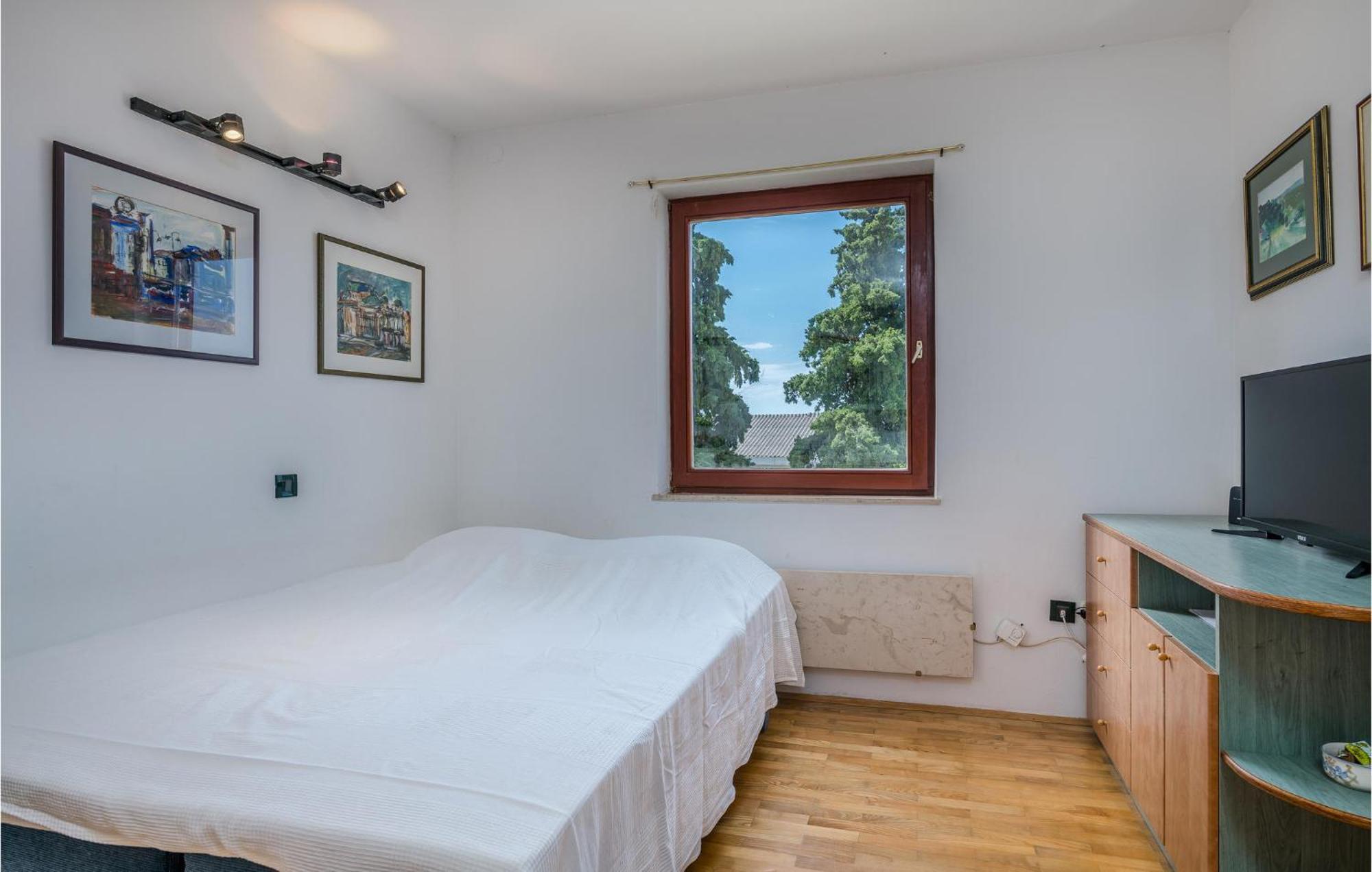 Amazing Apartment In Krk With Kitchen 크르크 외부 사진